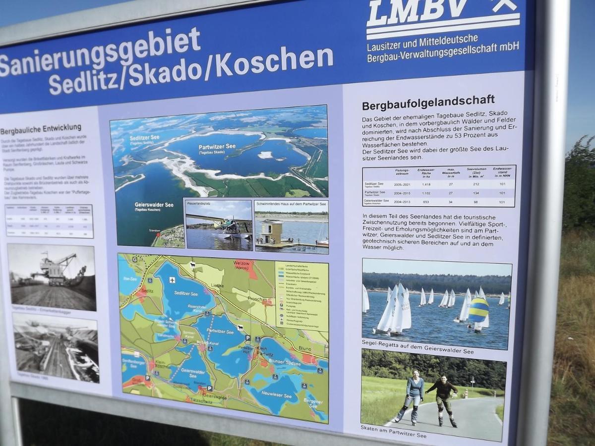 Grosszuegige Ferienwohnung Am Waldesrand Im Seenland Lauta Екстериор снимка
