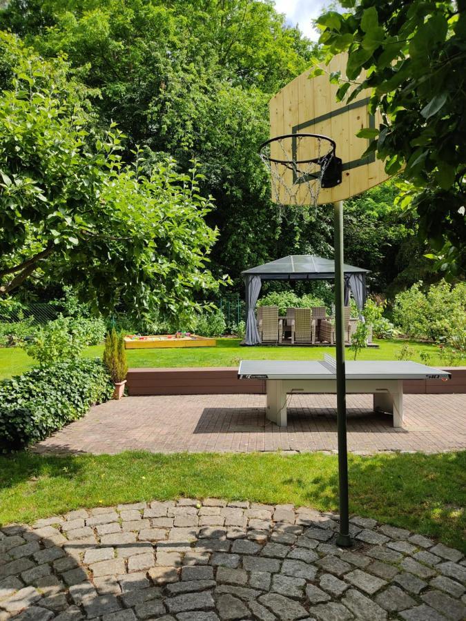 Grosszuegige Ferienwohnung Am Waldesrand Im Seenland Lauta Екстериор снимка